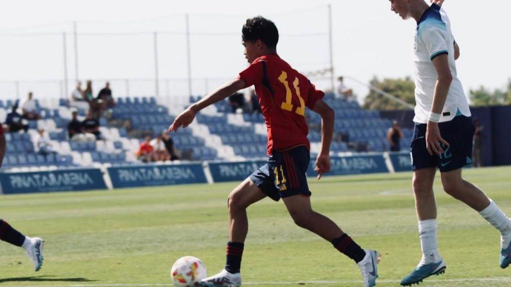 Dro con la selección española sub-17