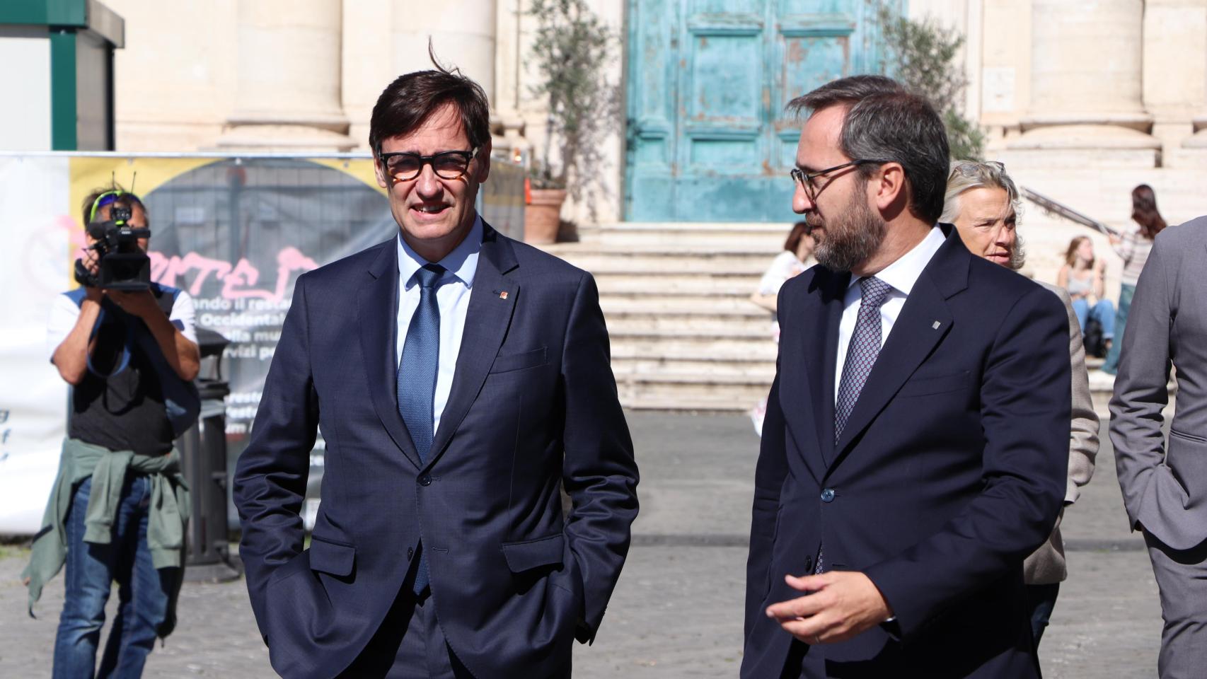El presidente de la Generalitat, Salvador Illa, y el delegado del Govern en Italia, Luca Bellizzi, en Roma