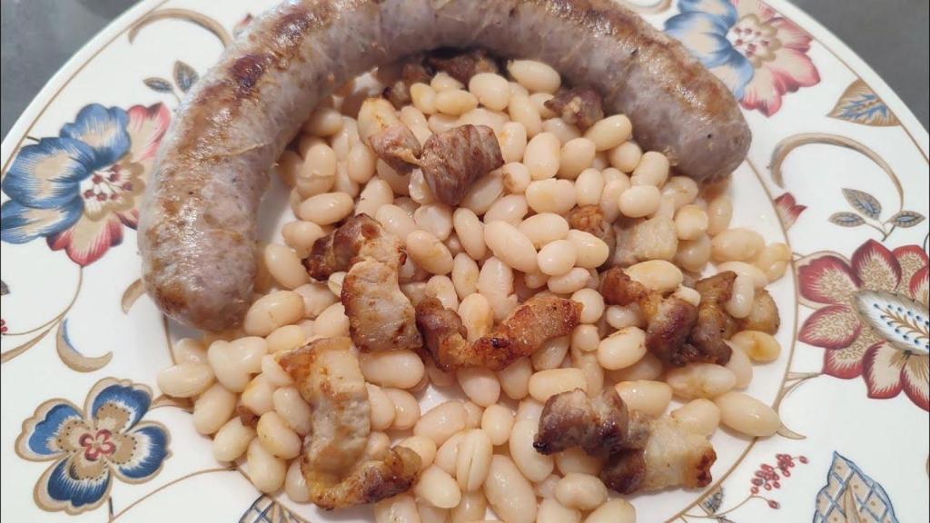 Fesols de Santa Pau con butifarra