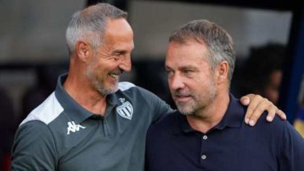 Adi Hutter, entrenador del Mónaco, junto a Hansi Flick