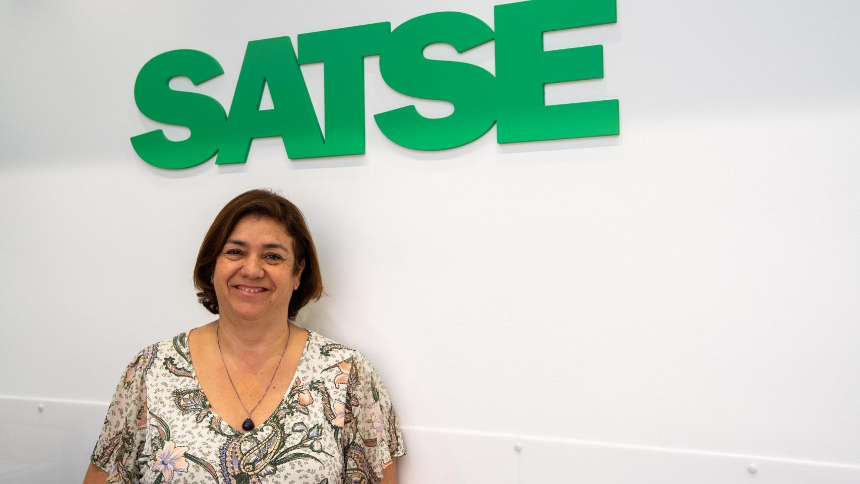 Annabel Torres, nueva secretaria del sindicato SATSE Catalunya, en la sede de la organización