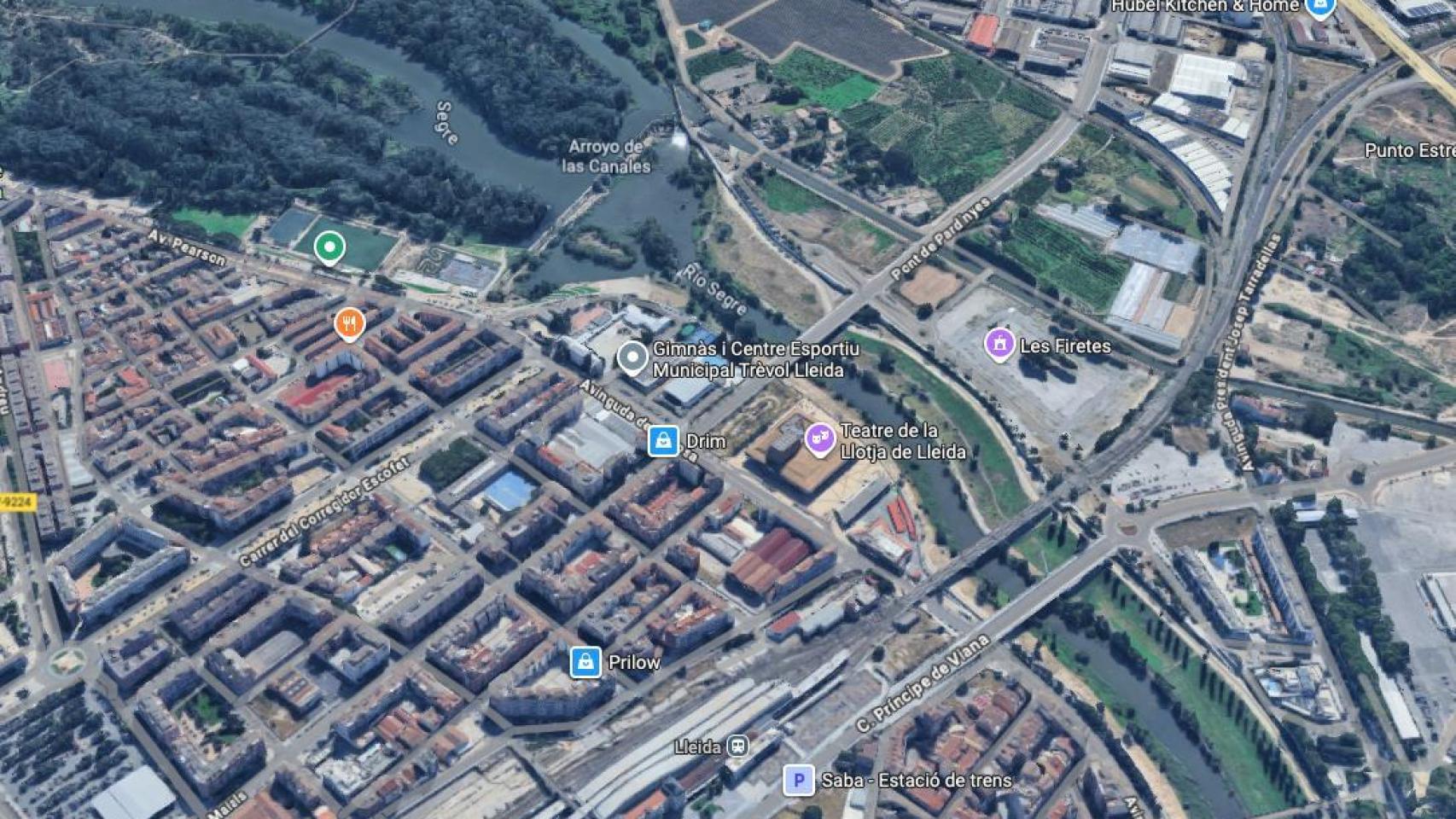 Vista aérea de la zona de la Llotja de Lleida, donde fue arrestado el acusado de violar a su hija en plena calle