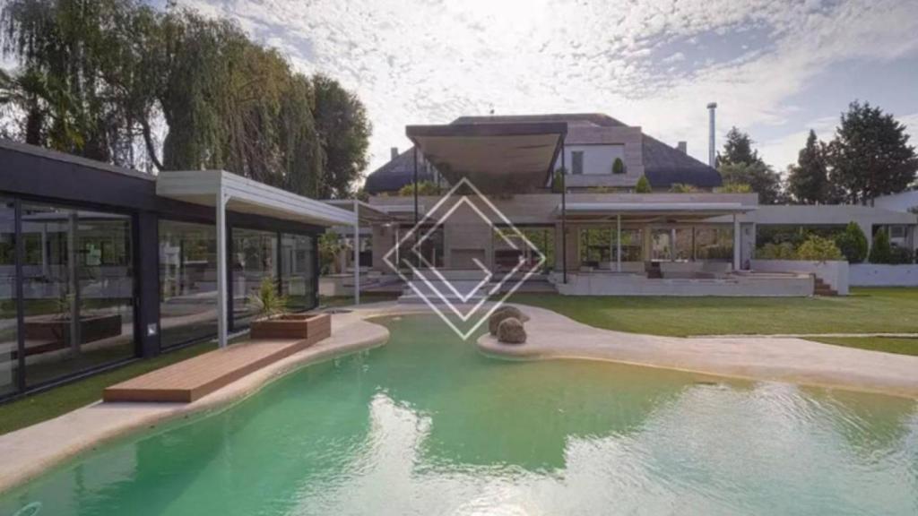 La espectacular mansión de Vinicius Jr