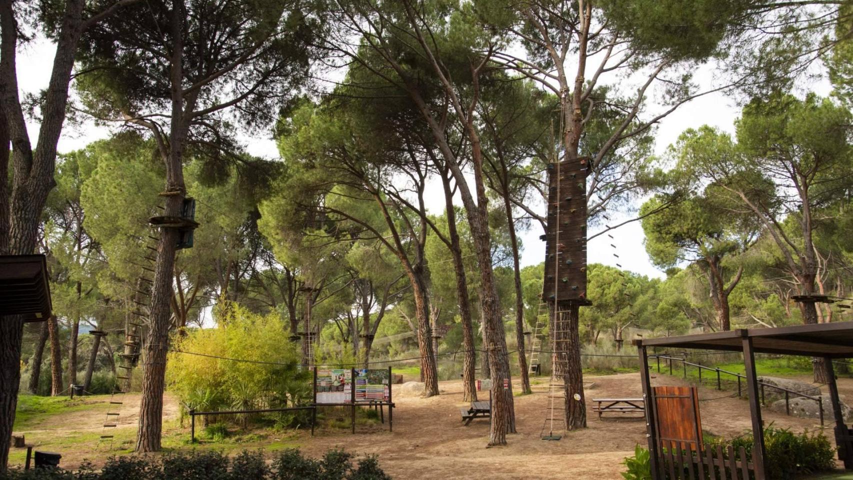 Zona de acampadas en la Sierra Oeste de Madrid