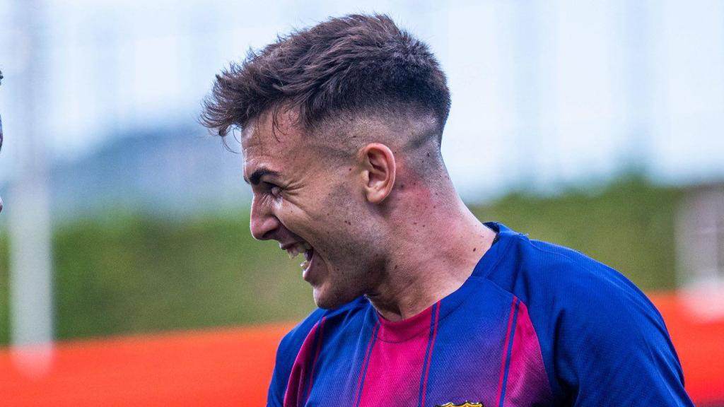 Víctor Barberà i Samakou Nomoko celebren un gol davant el Reus FC Reddis