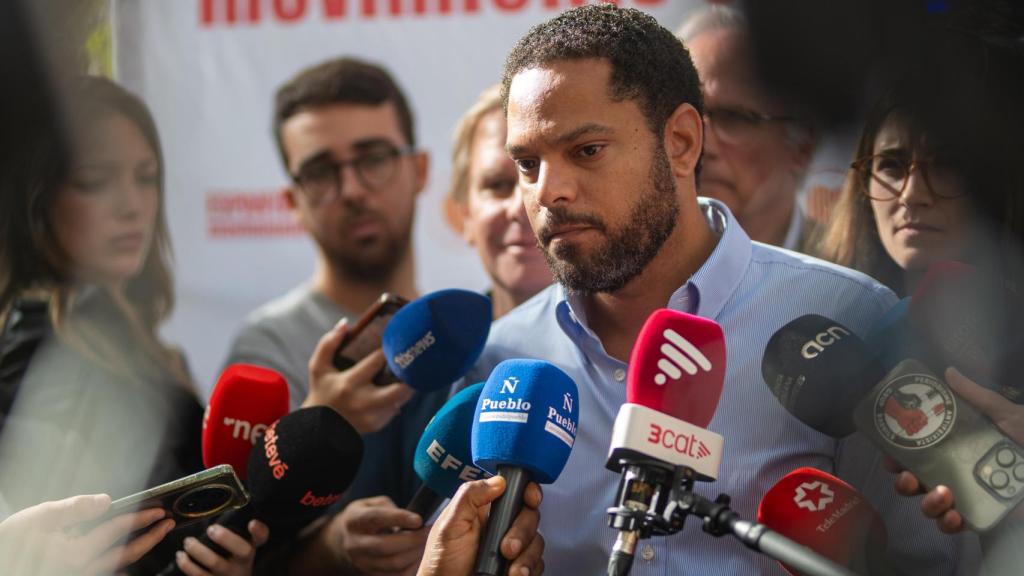 Ignacio Garriga, en declaraciones a los medios durante la manifestación del 12 de octubre en Barcelona