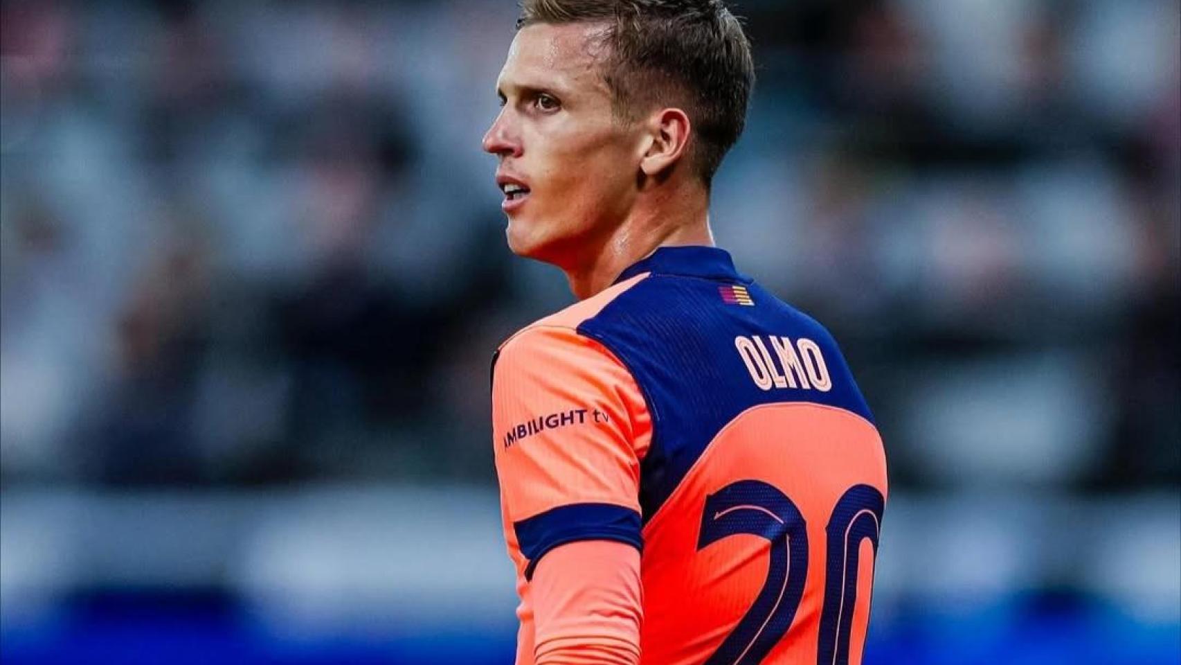 Dani Olmo durante el Newcastle-Barça