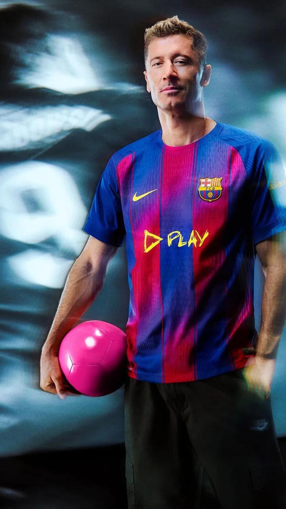 Lewandowski, con la camiseta del clásico