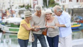 Personas mayores de viaje con el Imserso