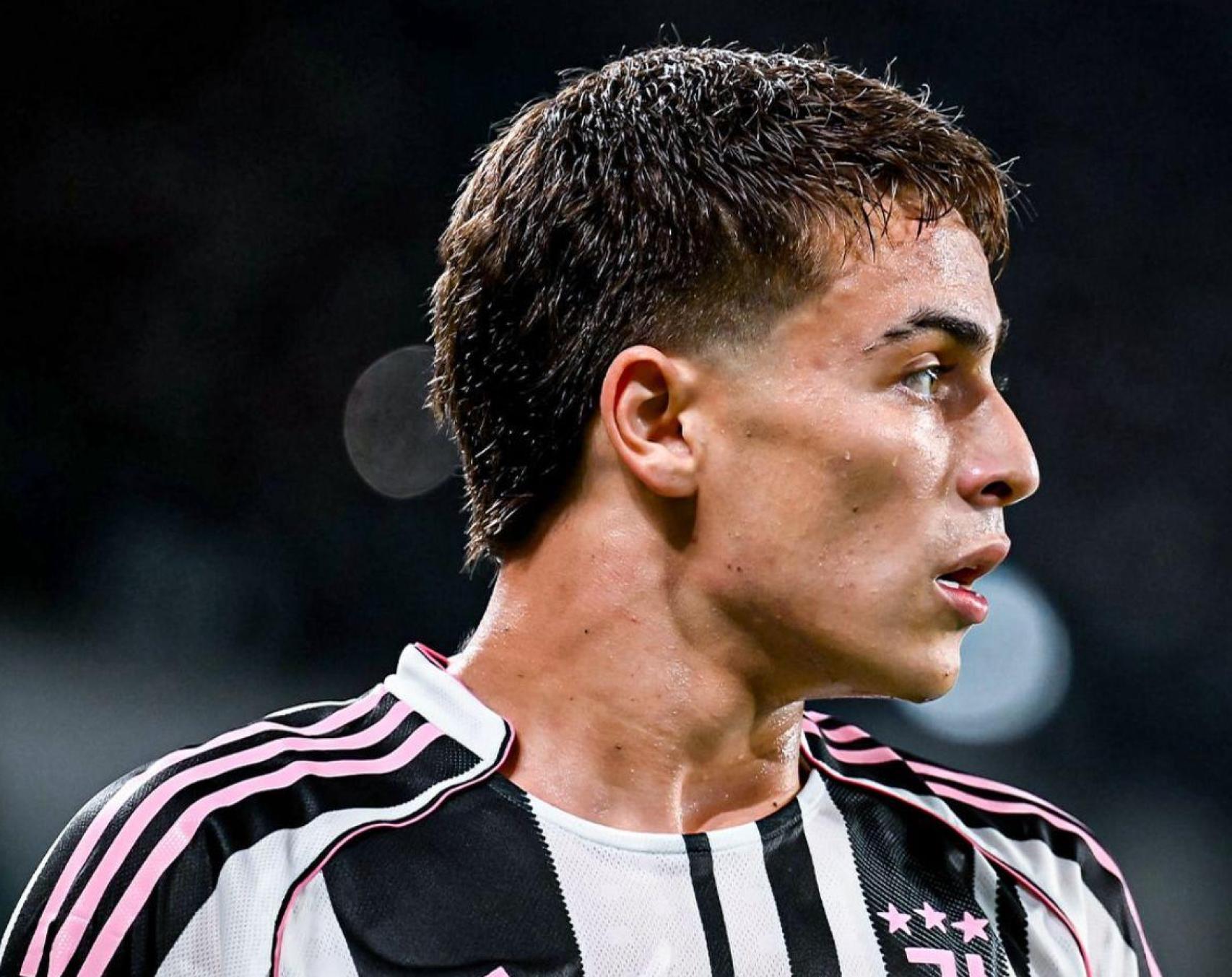Kenan Yildiz amb la Juventus