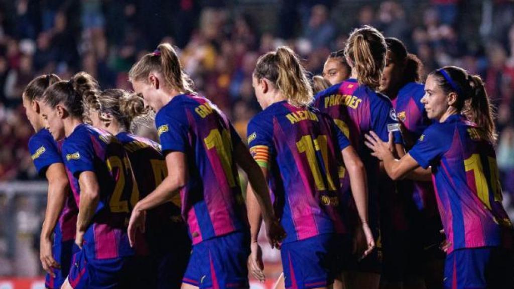 Las jugadoras del Barça Femenino celebran un gol contra la Roma en la Champions League
