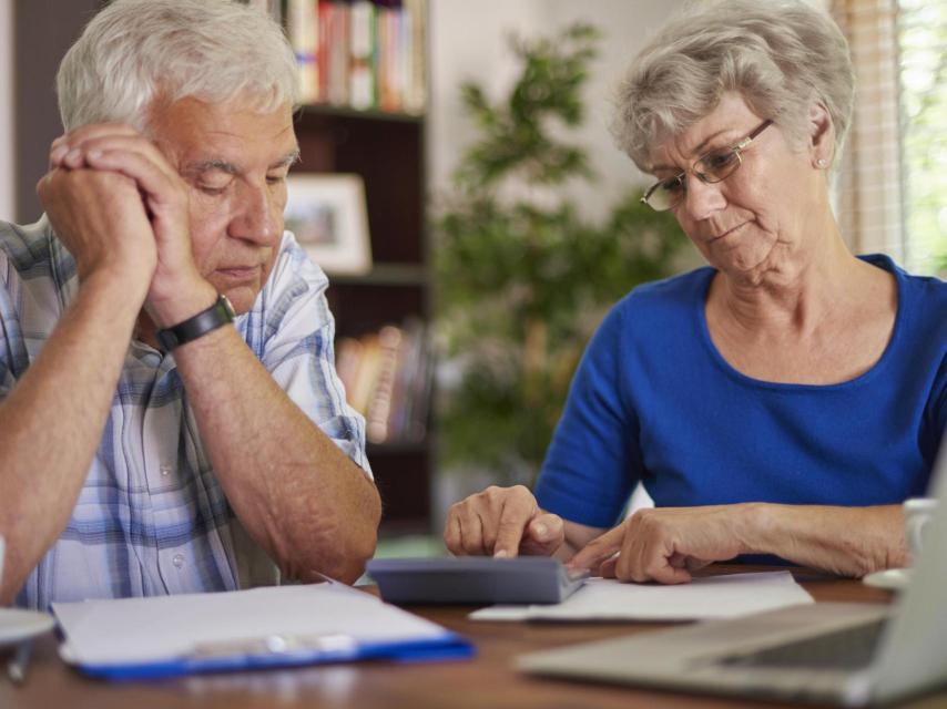 Mantener el nivel de vida en la jubilación puede reuq ingresos económicos que complemente la pensión