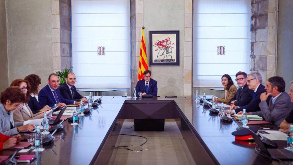 El 'president' Salvador Illa preside el Comité Nacional de Seguridad y Justicia en su reunión del 20 de octubre, con los 'consellers' Ramon Espadaler y Núria Parlon
