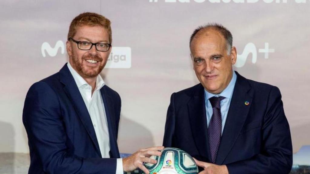 El nuevo presidente de Mediapro, Sergio Oslé, junto al presidente de LaLiga, Javier Tebas