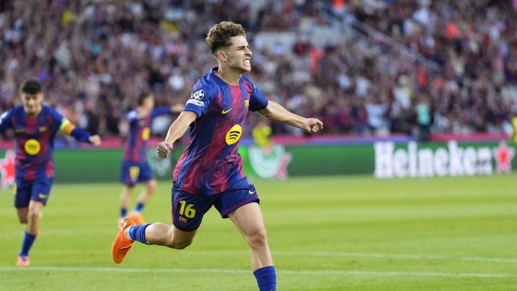 Fermín López celebra el primer gol del Barça al Olympiacos
