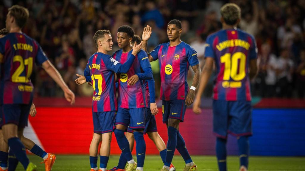 El Barça celebra un dels gols de Marcus Rashford a l'Olympiacos