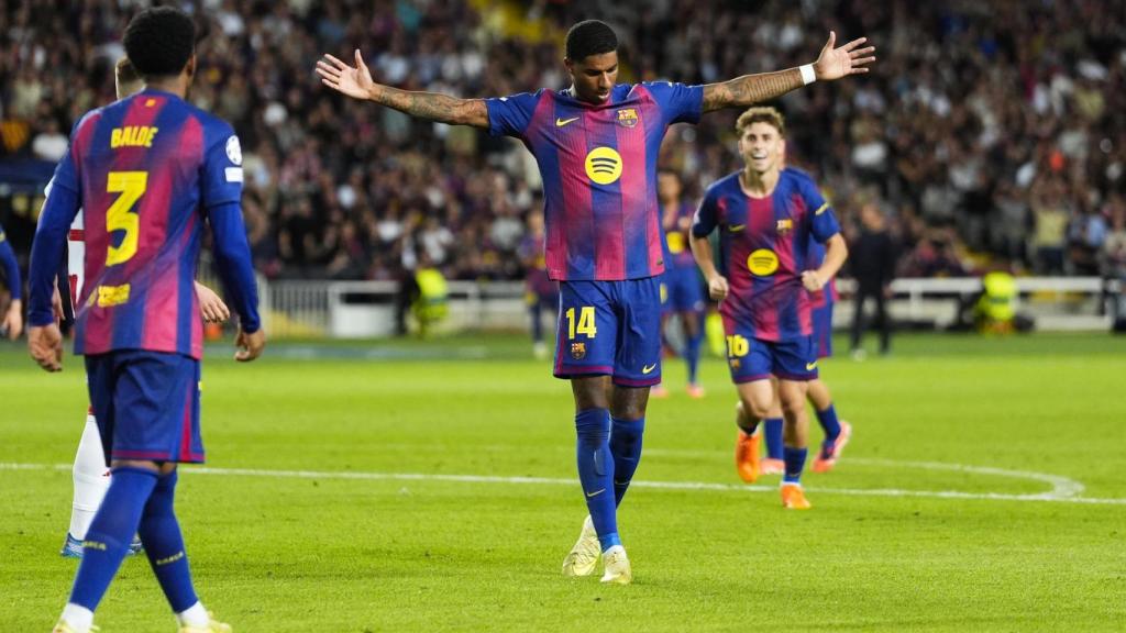 Marcus Rashford celebra un gol durante el Barça-Olympiacos
