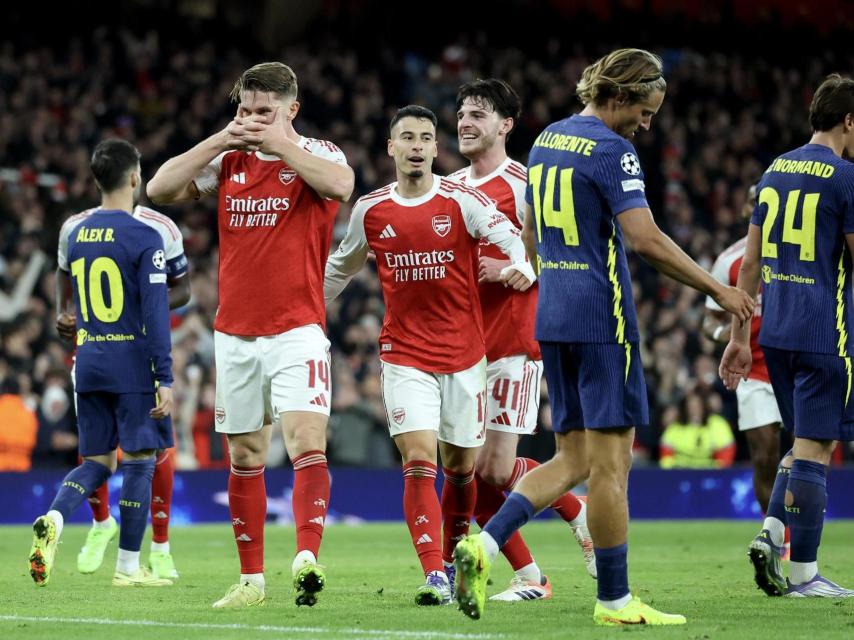 El Arsenal celebra un gol ante el Atlético de Madrid