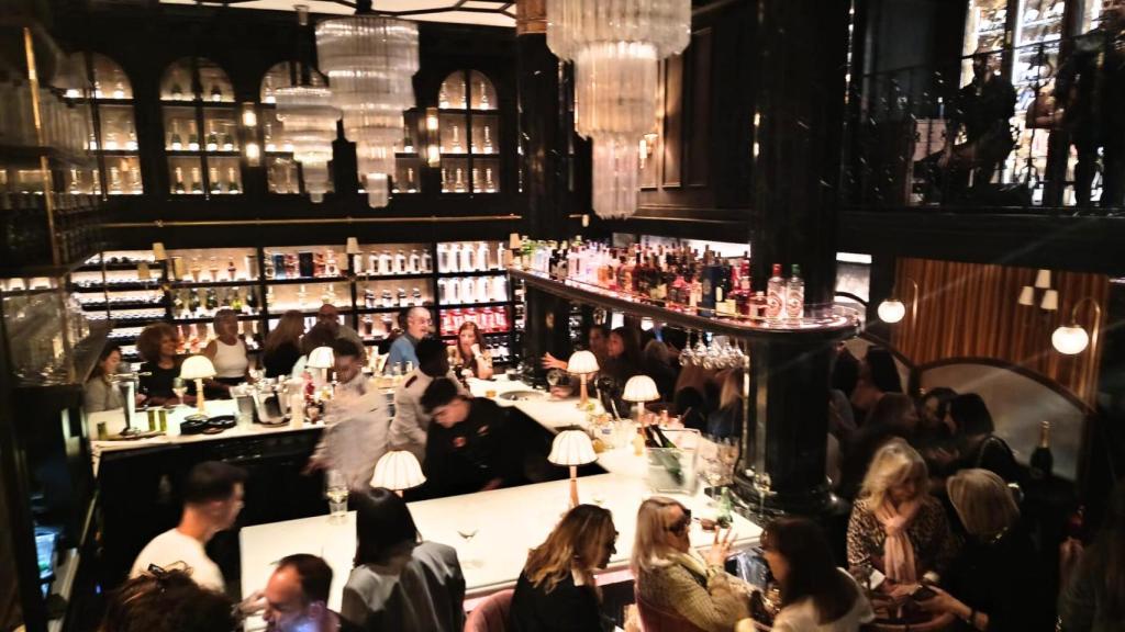 Interior del 'Mery' en la plaza Francesc Macià de Barcelona