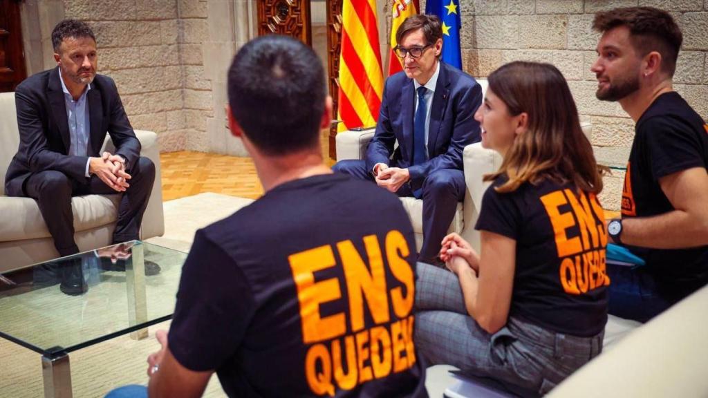 Reunión del presidente del Govern, Salvador Illa, con el Sindicat de Llogateres en el Palau de la Generalitat