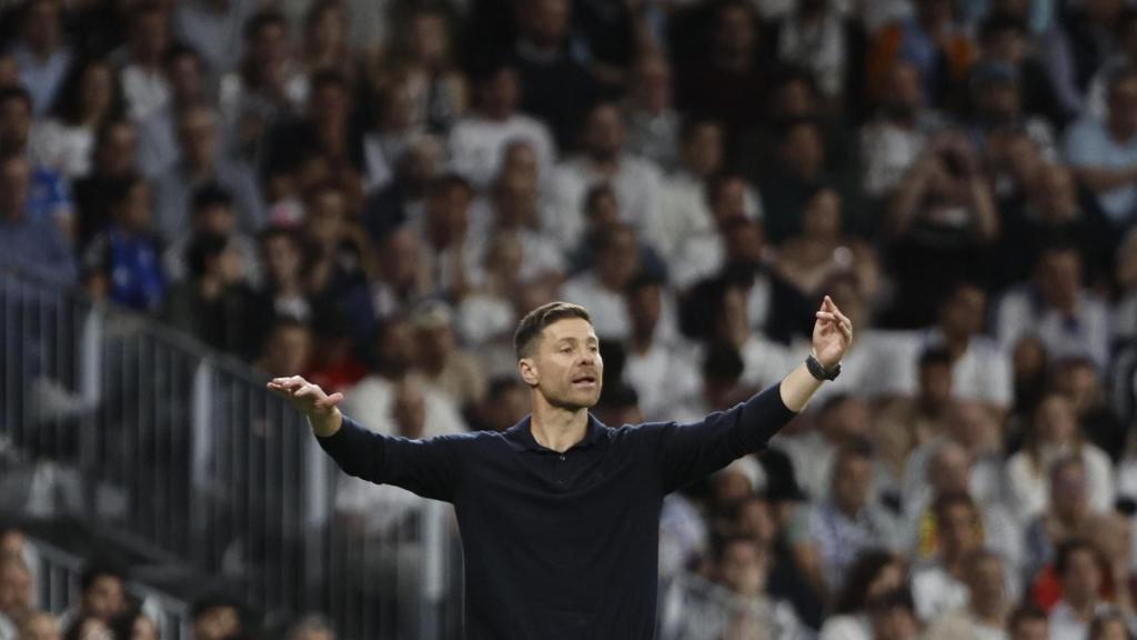 Xabi Alonso, en acción durante el Juventus-Real Madrid de la Champions League