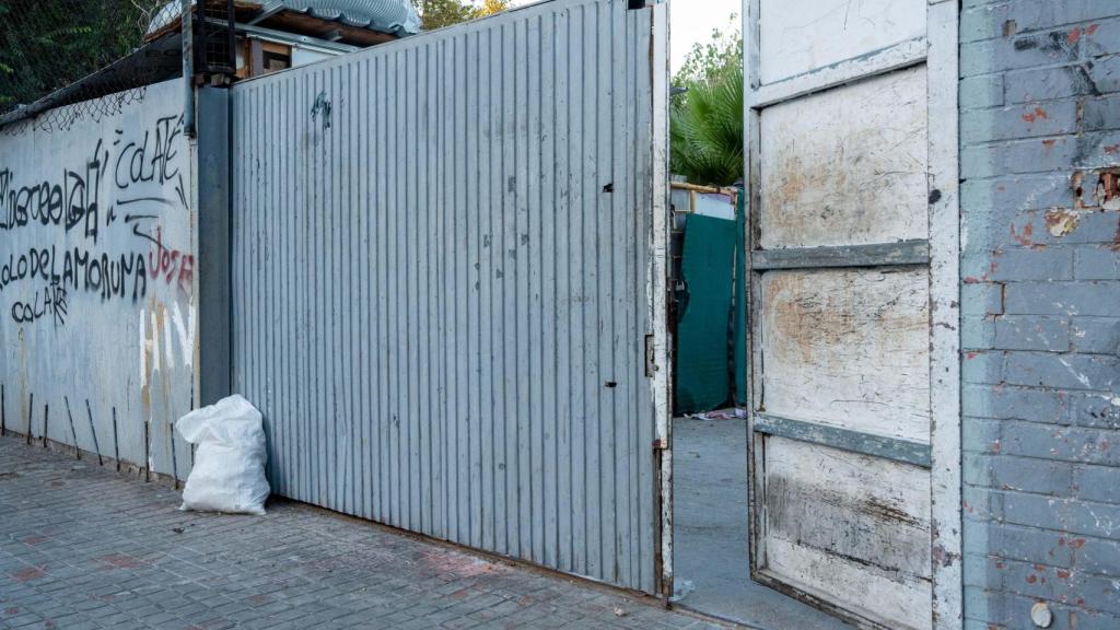 La entrada del instituto B9 de Badalona