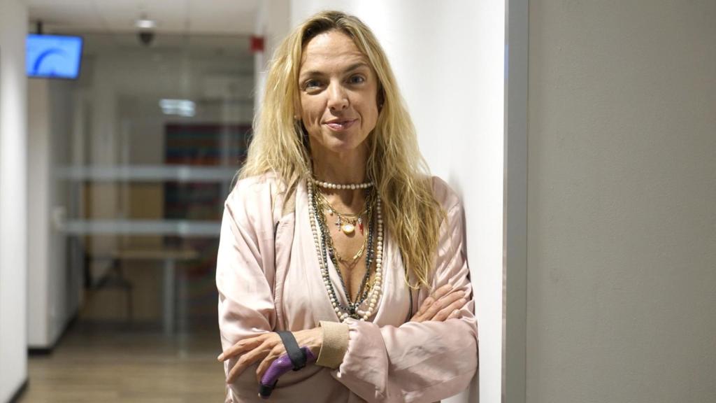 Martina Miserachs, dietista-nutricionista, en su despacho