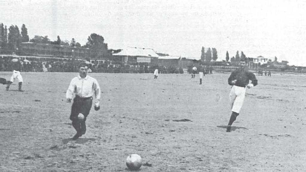 El primer clàssic de la història al 1902