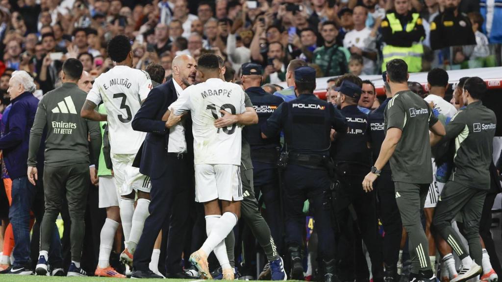 Els jugadors del Real Madrid increpen a Lamine Yamal al terme del clàssic Real Madrid-Barça