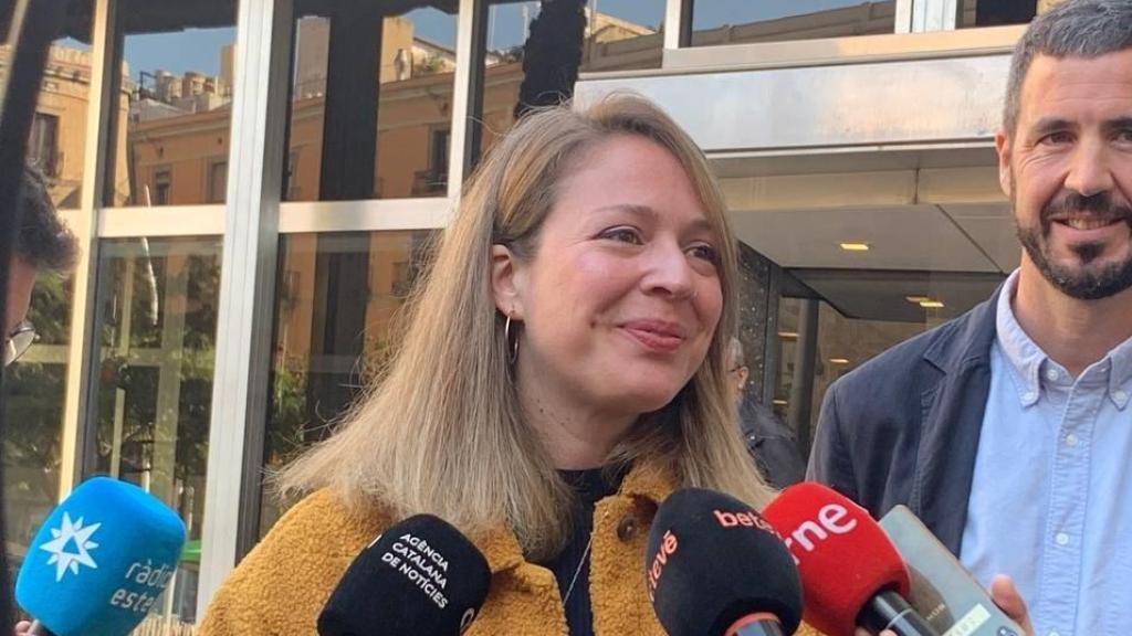 Janet Sanz, junto a Guille López, en una imagen de archivo