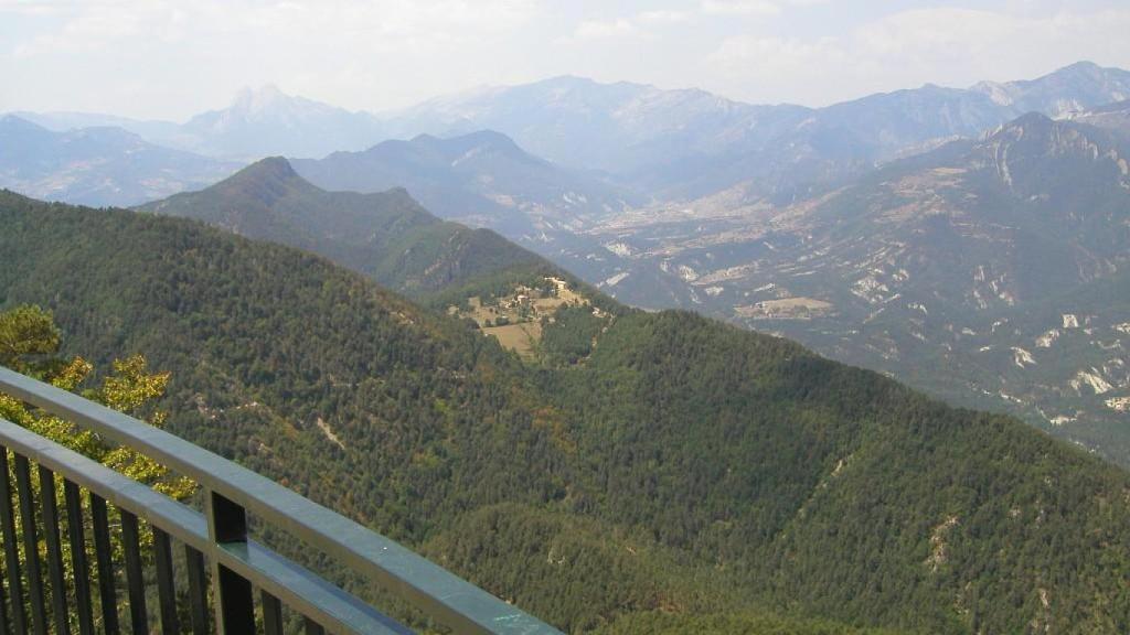 Vistes a la vall del Catllaràs