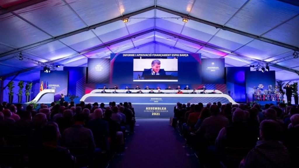 Asamblea de socios compromisarios del Barça en 2021