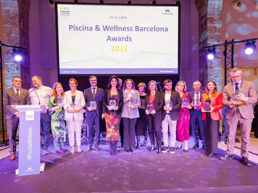 Foto de familia de algunos de los premiados en la edición anterior