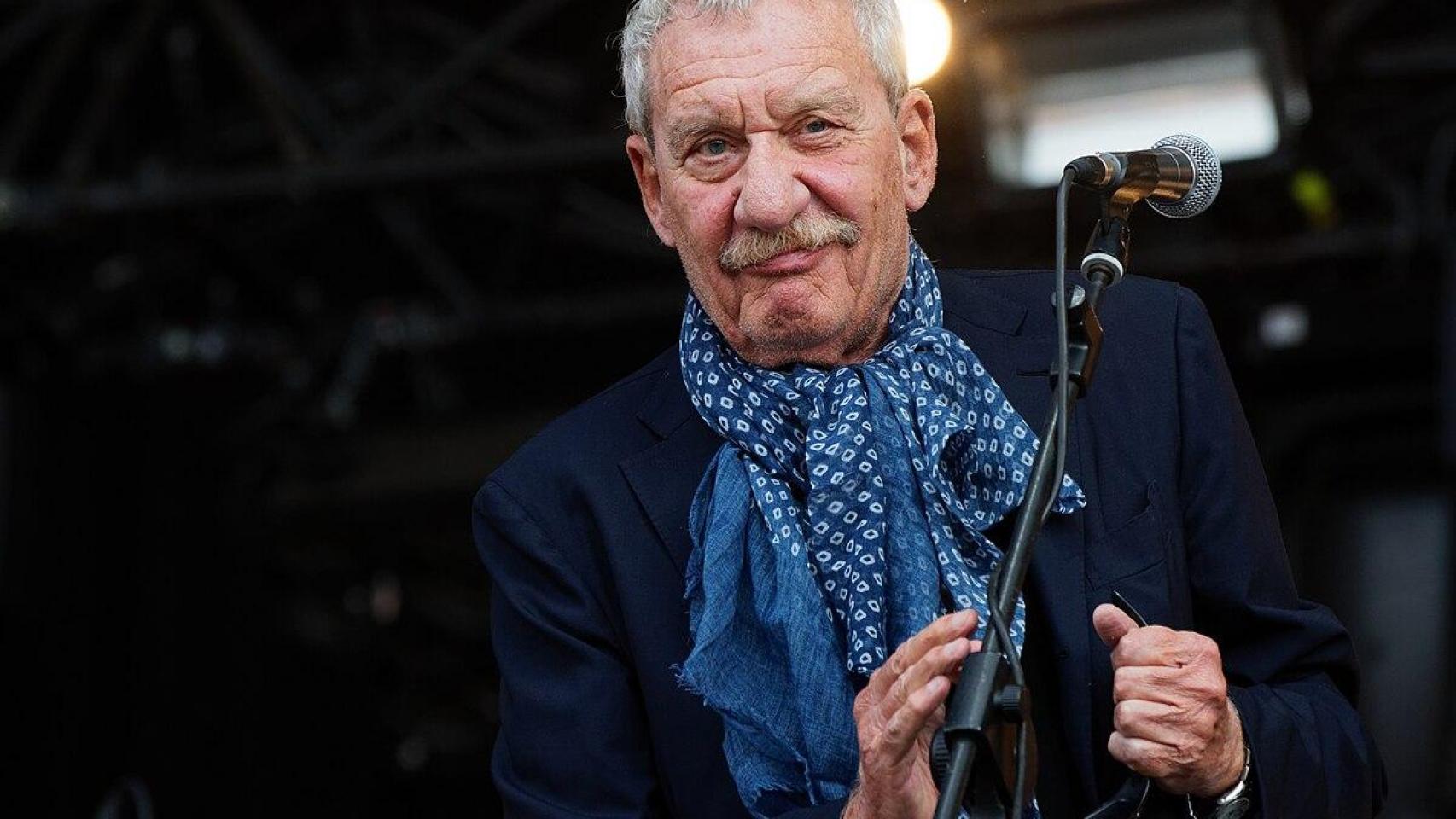 El músico y artista Paolo Conte en una actuación