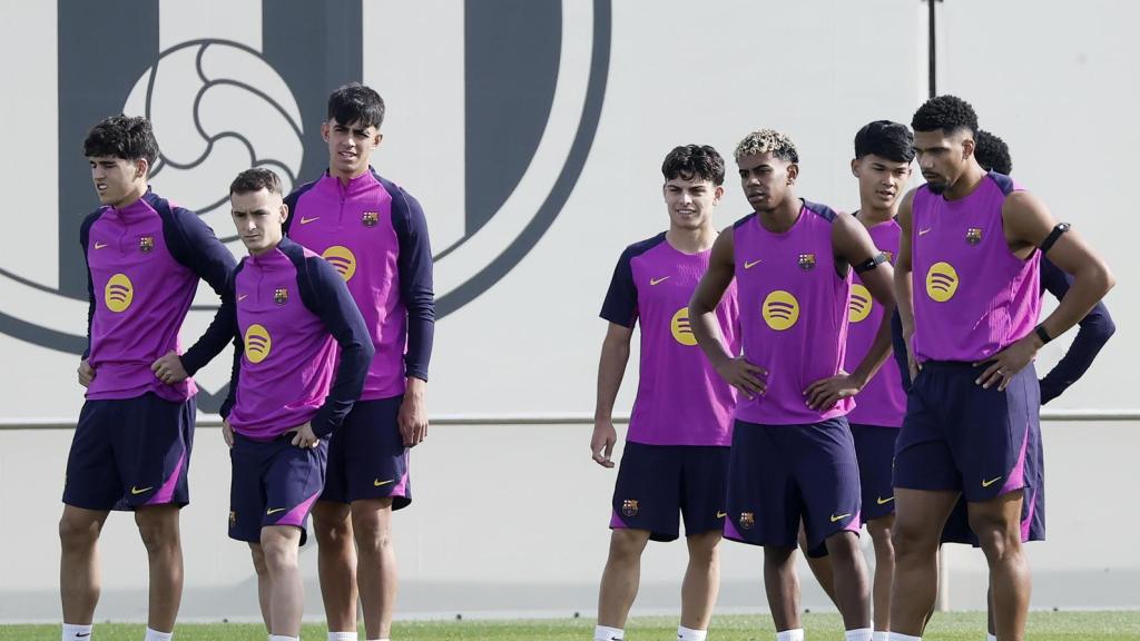 El Barça se entrena antes de enfrentarse al Elche