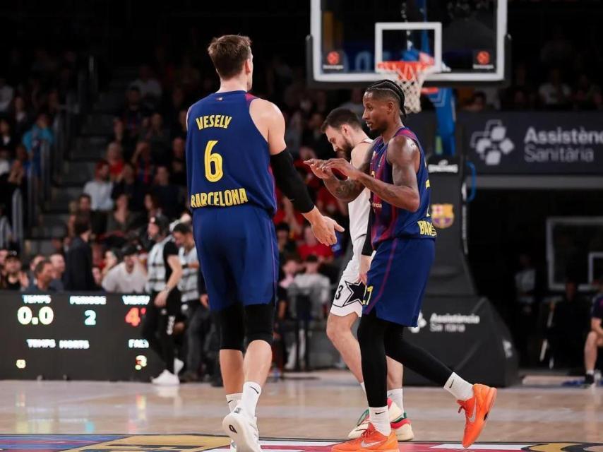 Jan Vesely y Will Clyburn en el Partizan-Barça de basket de Euroliga