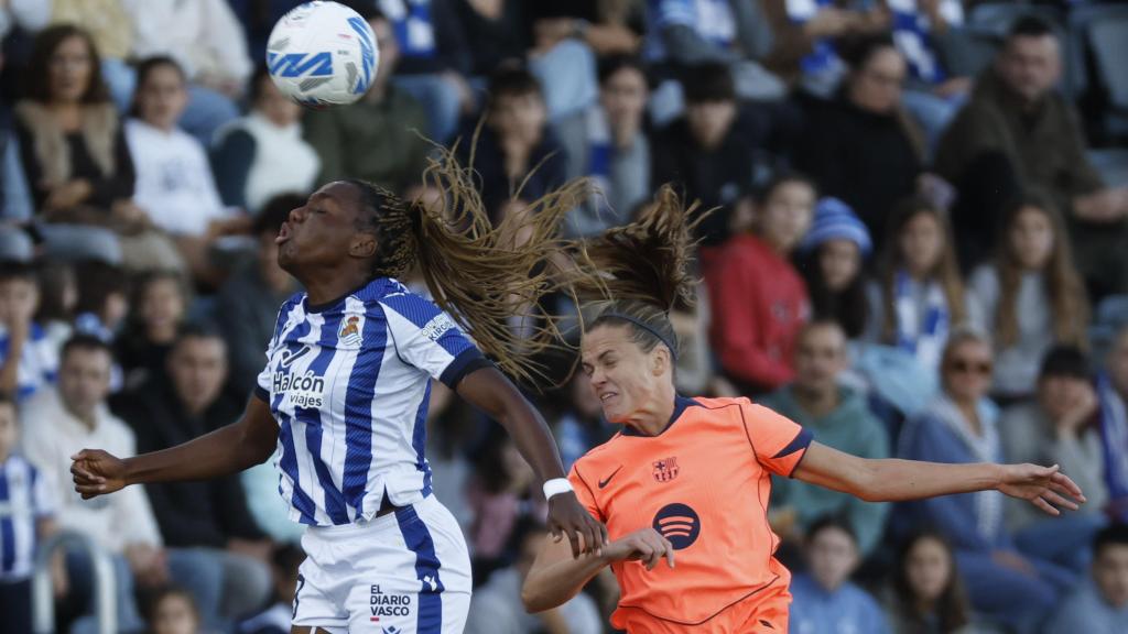 Edna Imade e Irene Paredes en el Real Sociedad-Barça Femenino