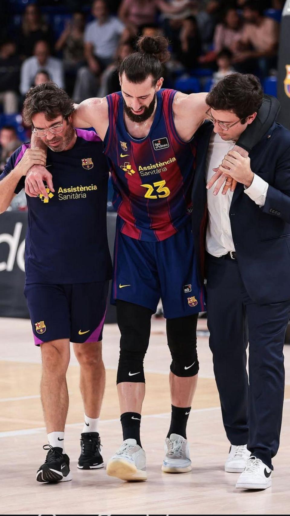 Tornike Shengelia se'n va lesionat del Barça de bàsquet-UCAM Múrcia
