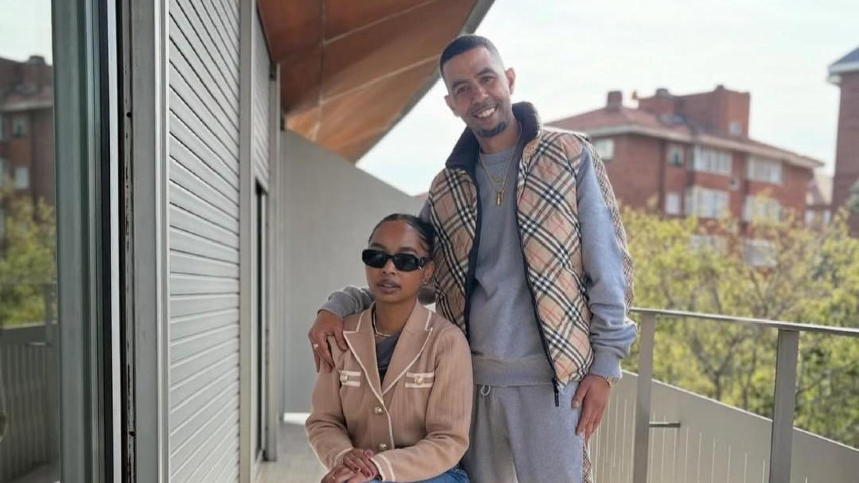 Mounir Nasraoui, padre de Lamine Yamal, con su pareja