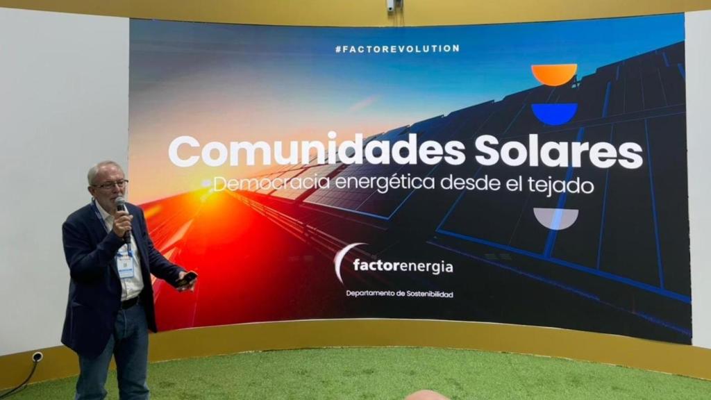 Antoni Franquesa, director de transición energética de Factorenergia, presentó el proyecto de Comunidades Solares