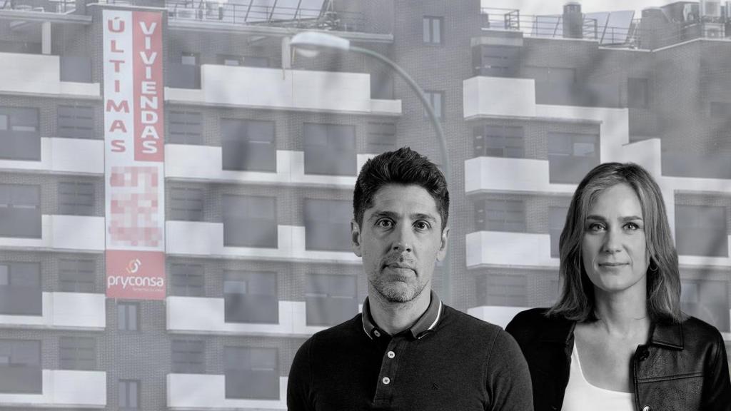 Fotomontaje de Jéssica Albiach y David Cid junto a una promoción de viviendas