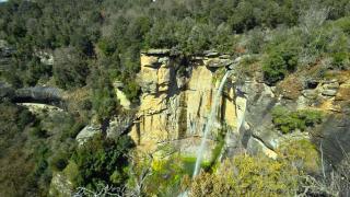 Las piscinas naturales más espectaculares para descubrir en otoño, Salt de la Barra de Ferro