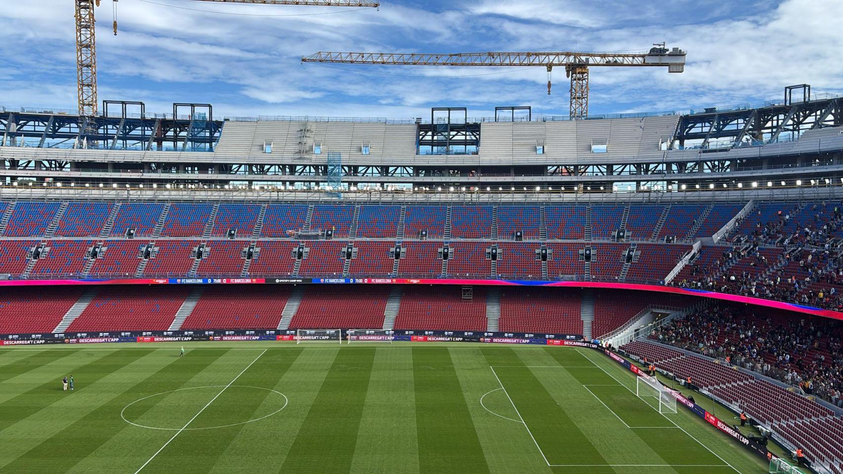 La tercera grada del nuevo Camp Nou causa sensación entre los aficionados del Barça