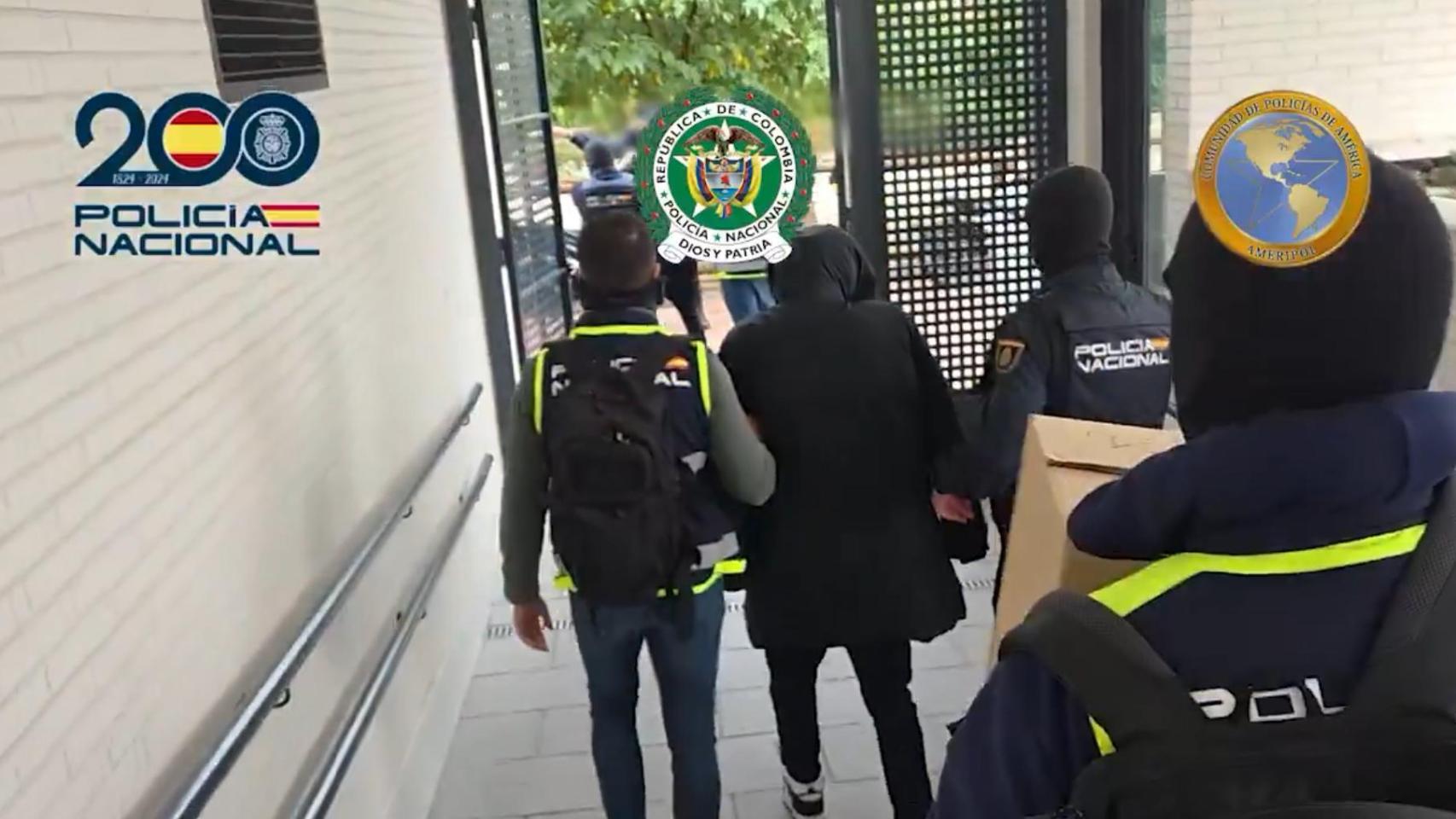 Uno de los detenidos por la Policía Nacional en este operativo contra la banda 'Tren de Aragua'