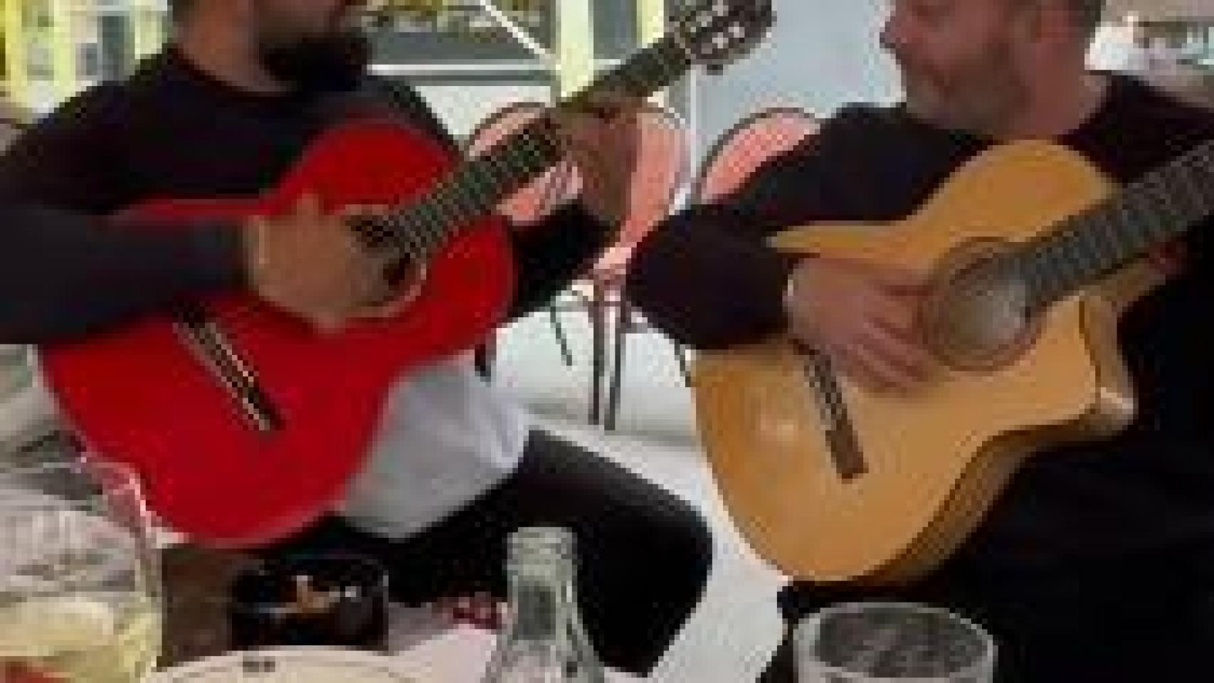 Los Gipsy Kings, en el restaurante Cheri de Barcelona