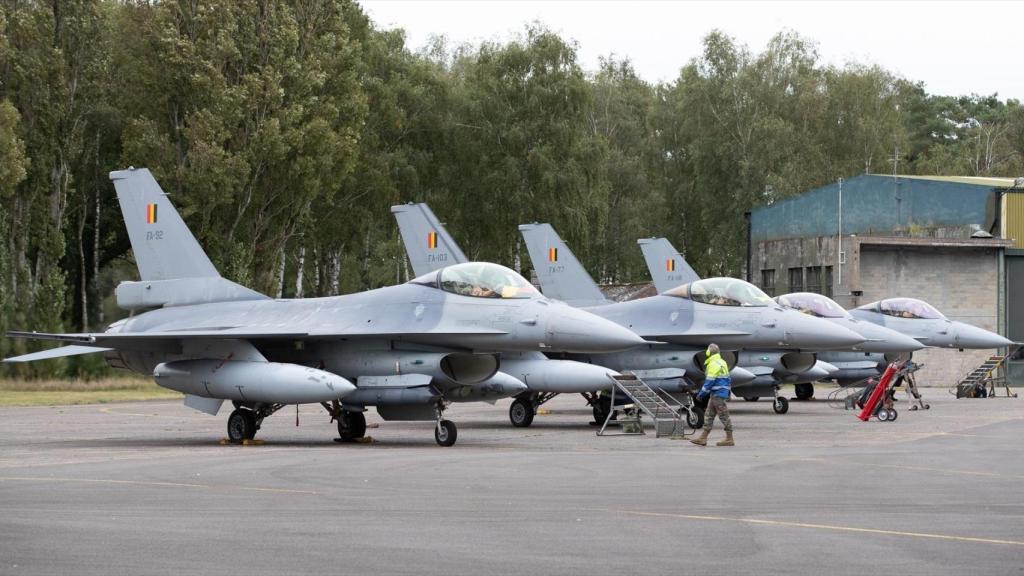 Muestra aviones de combate F16 en Bélgica (archivo)