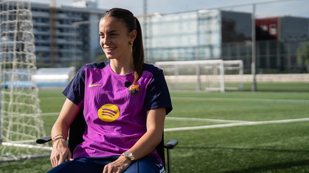 Clara Serrajordi, en una entrevista amb Culemanía, a la Ciutat Esportiva Joan Gamper