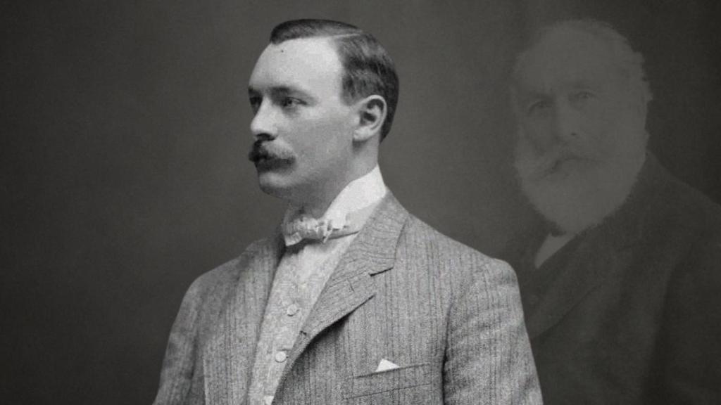 El fundador del Barça, Joan Gamper, observado por su padre, August