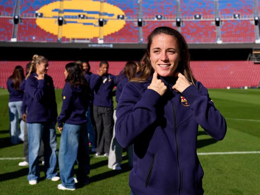 El Barça Femenino visita el Camp Nou