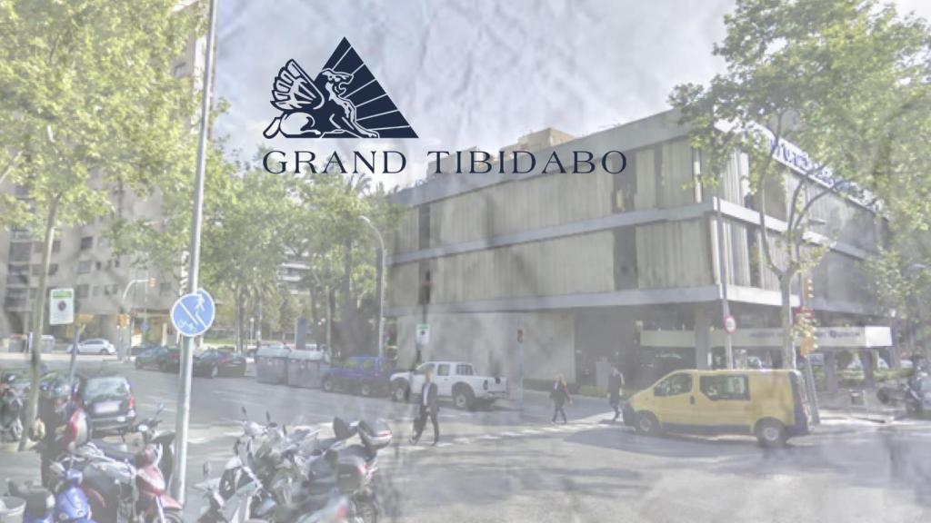 Antigua sede de Grand Tibidabo con el logo de la sociedad